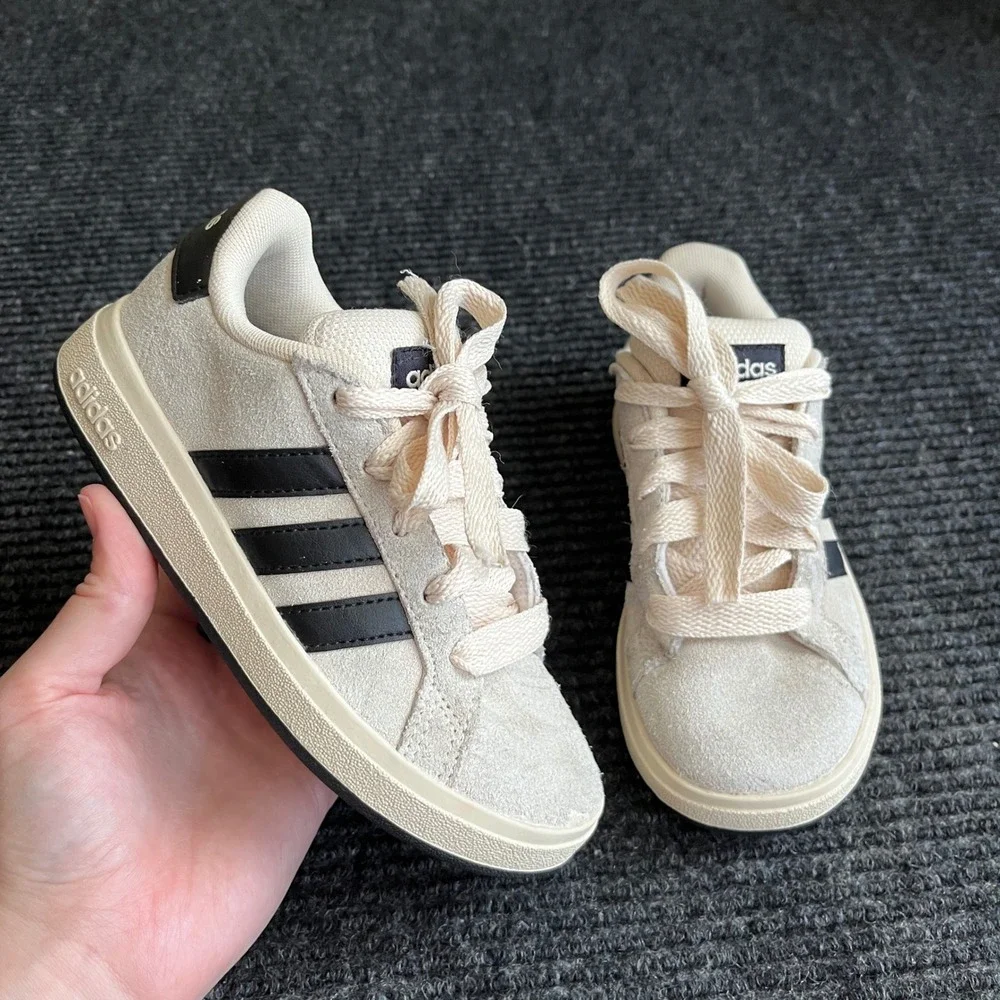 Adidas Grand Court 2.0 Kids Sneakers Cream Black 11K JR5589 Low Top Shoes casual